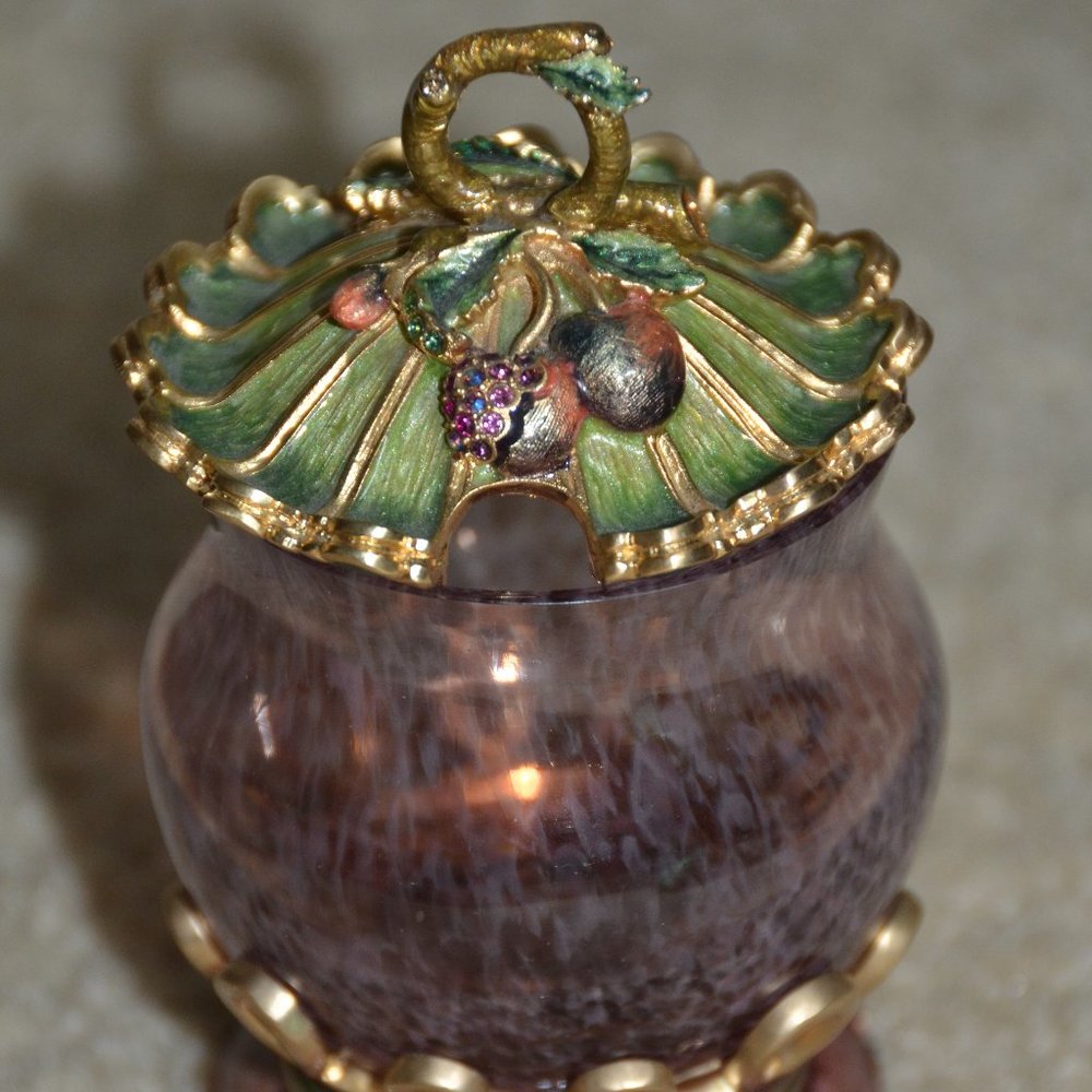 RARE JAY STRONGWATER CHERRY ENAMEL CRYSTAL COFFEE GLASS SUGAR SERVING BOWL & LID